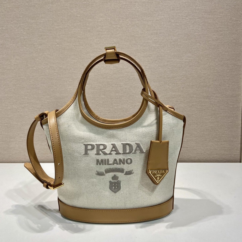 Pra*a tote bags